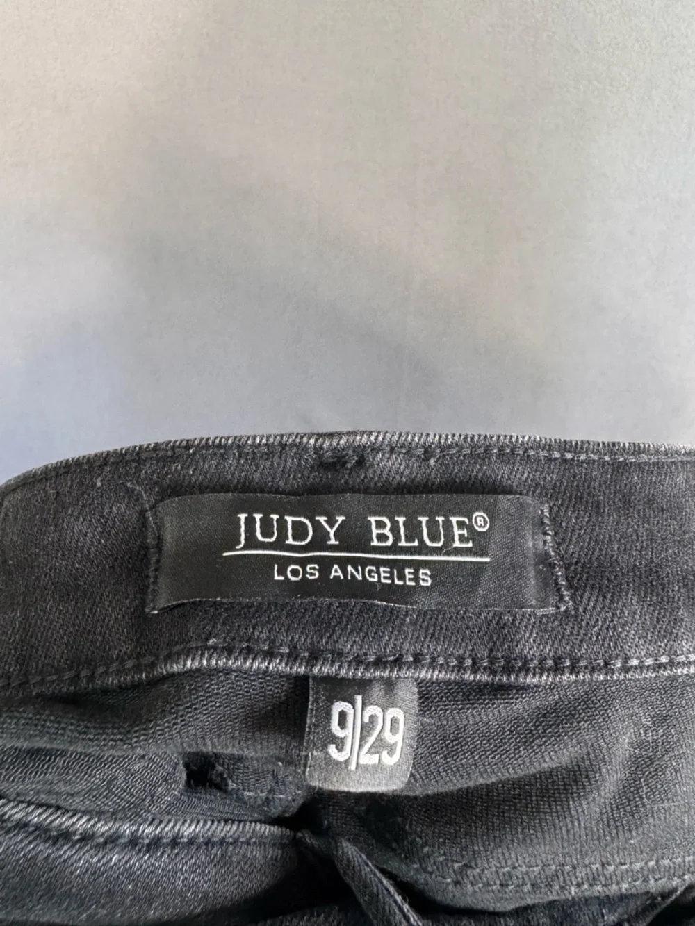 Judy Blue Charcoal Black Denim Distressed 90’s Straight Jeans, size 29 - Picture 12 of 16